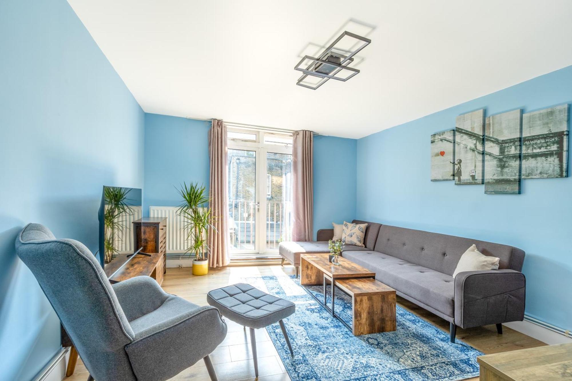 Magnificent 3Br Apt With Balcony Лондон Екстер'єр фото